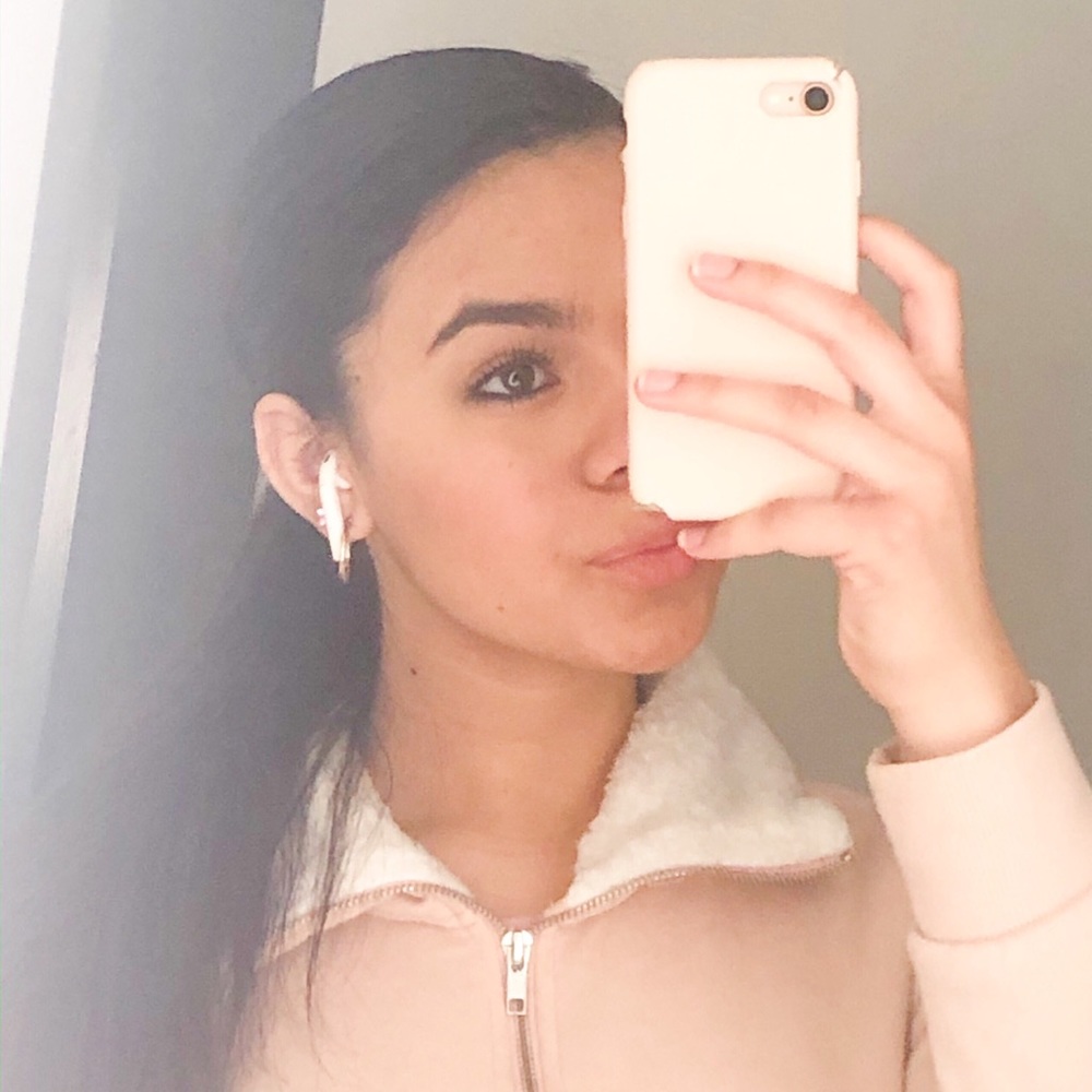 Meet your Posher, Kasi